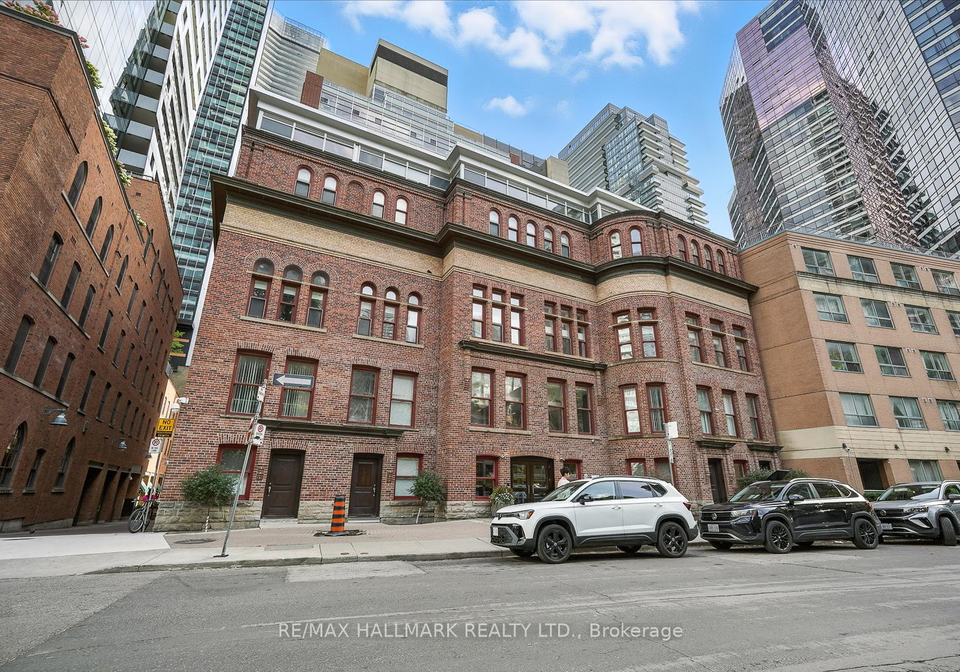 11-st-joseph-street-toronto-ontario-c12375276