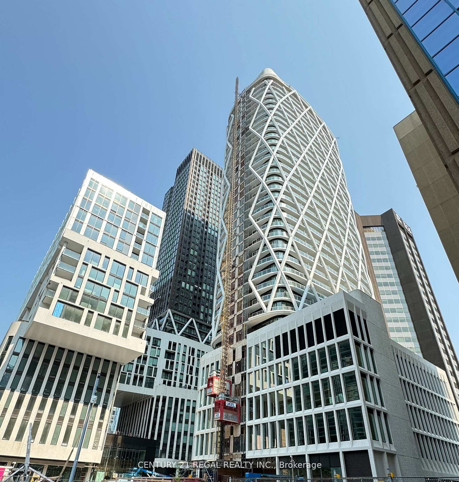 238-simcoe-street-toronto-ontario-c12375329