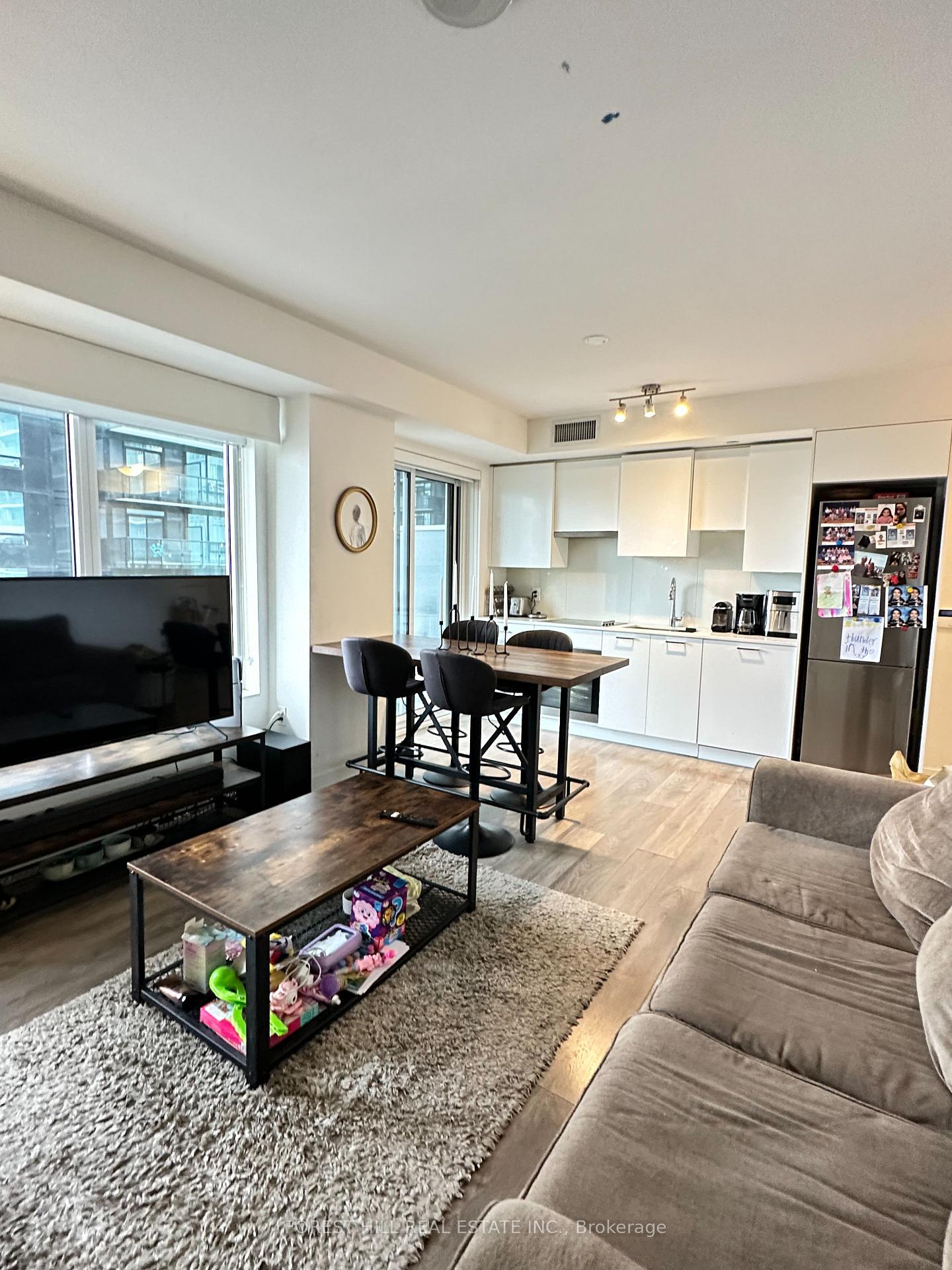 99-broadway-avenue-toronto-ontario-c12375532
