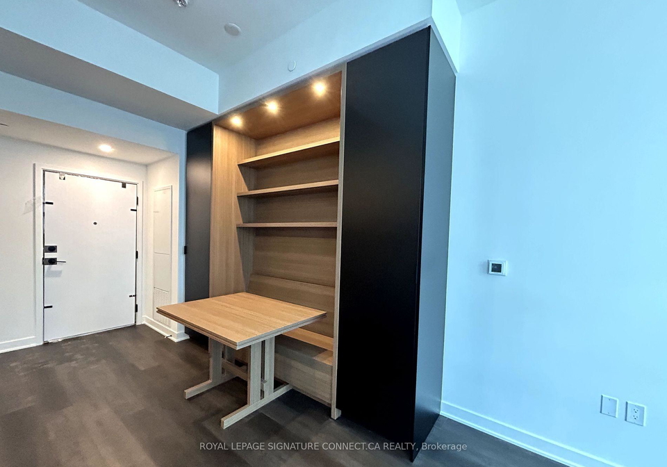 55-charles-street-e-toronto-ontario-c12375700