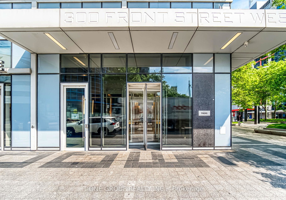 300-front-street-w-toronto-ontario-c12375885