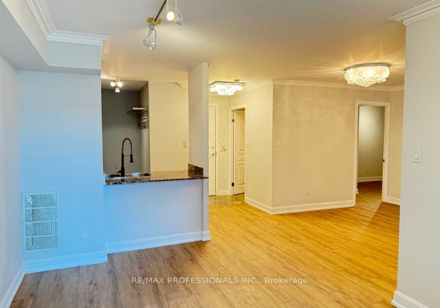 323-richmond-street-toronto-ontario-c12375932