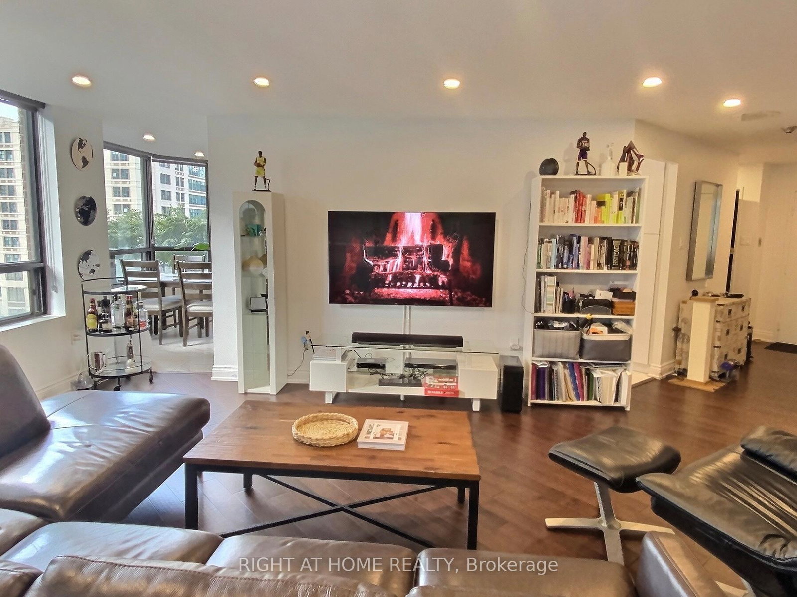 192-jarvis-street-toronto-ontario-c12376021