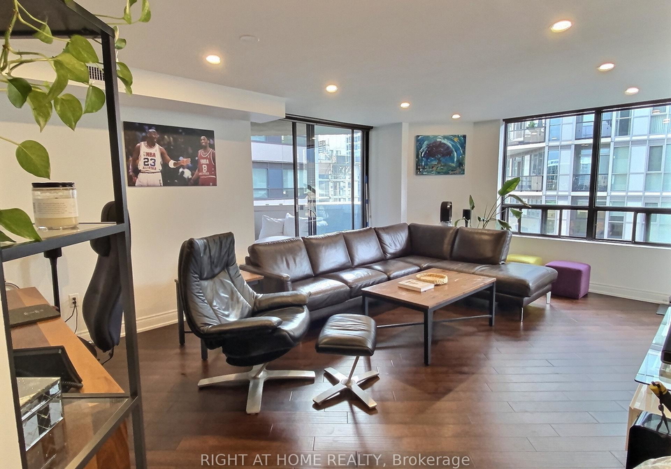 192-jarvis-street-toronto-ontario-c12376021