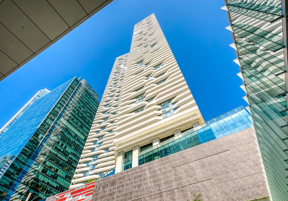88-harbour-street-toronto-ontario-c12376099