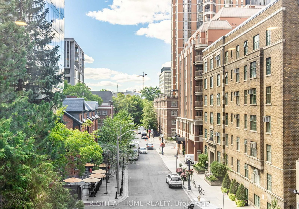 1166-bay-street-toronto-ontario-c12376114