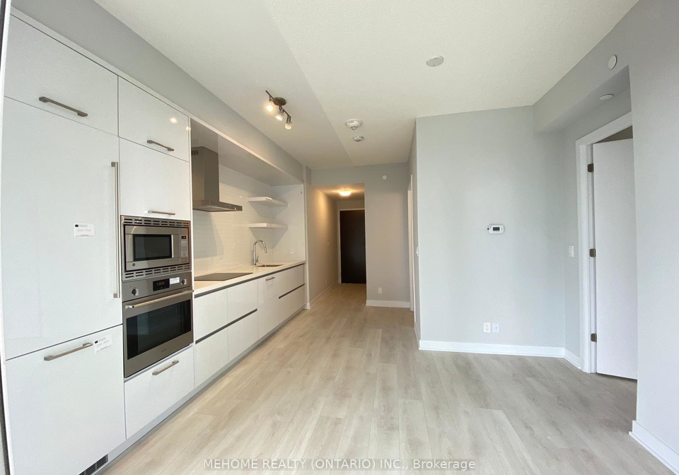 2221-yonge-street-toronto-ontario-c12376155
