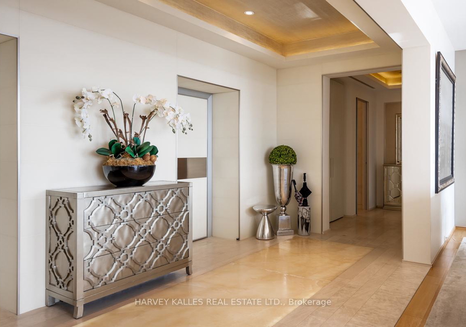 50-yorkville-avenue-toronto-ontario-c12376325