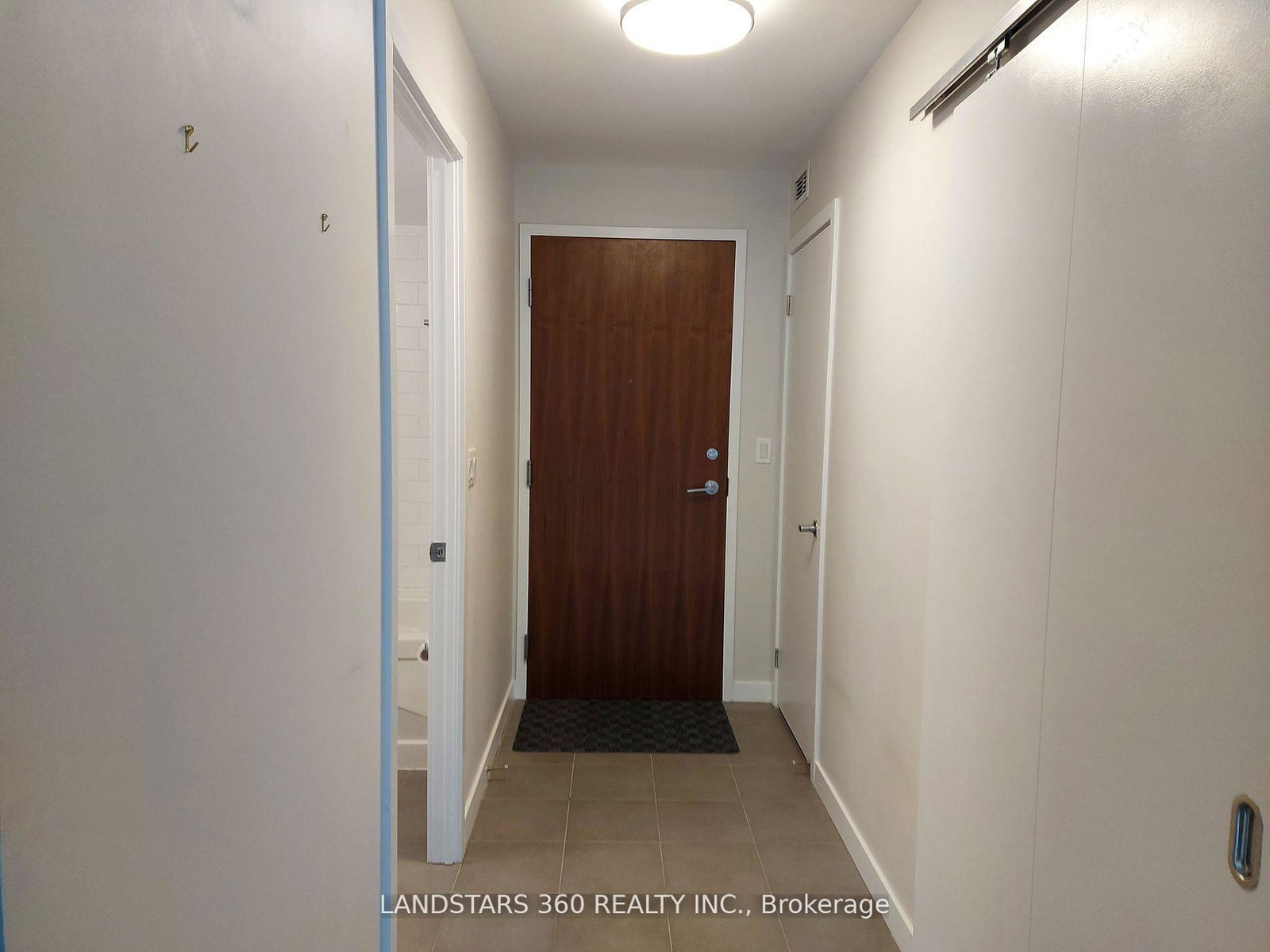 33-lombard-street-toronto-ontario-c12376563
