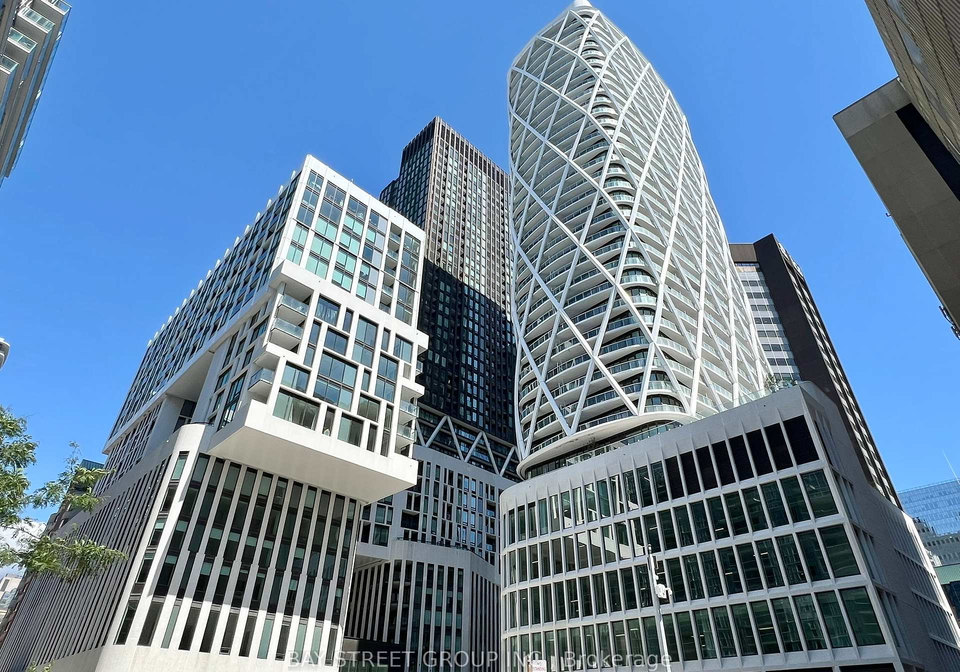 121-st-patrick-street-toronto-ontario-c12376675