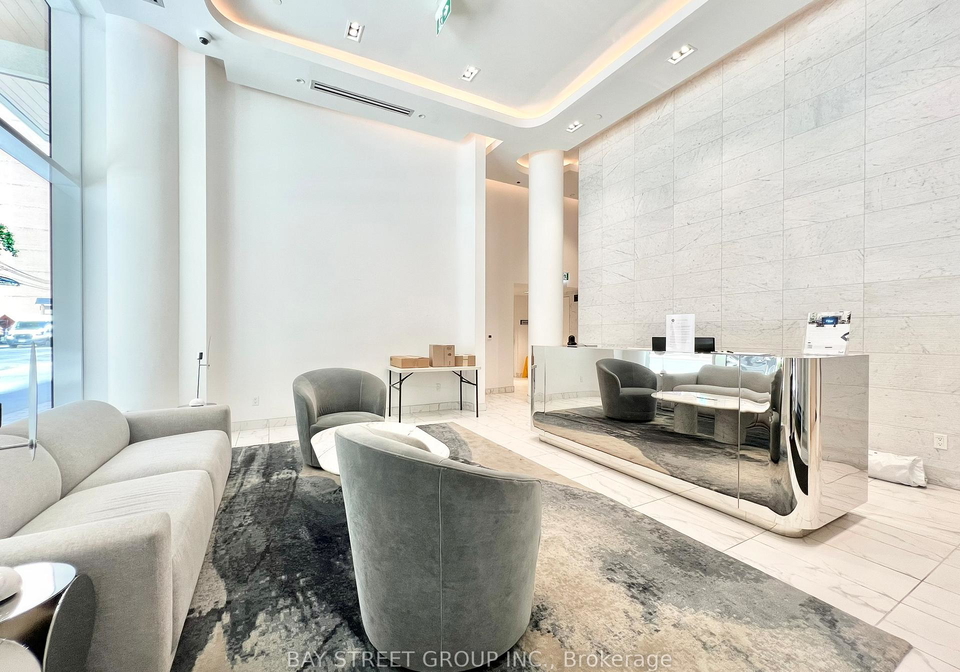 121-st-patrick-street-toronto-ontario-c12376675