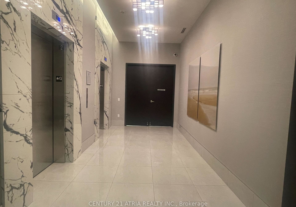 250-lawrence-avenue-n-toronto-ontario-c12376753