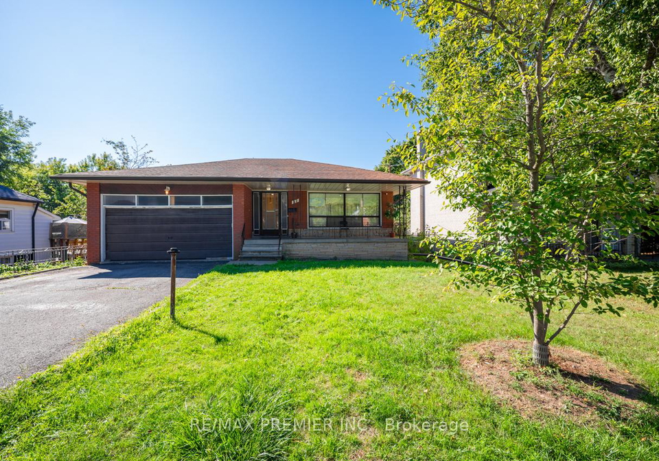 37-patricia-avenue-toronto-ontario-c12376896