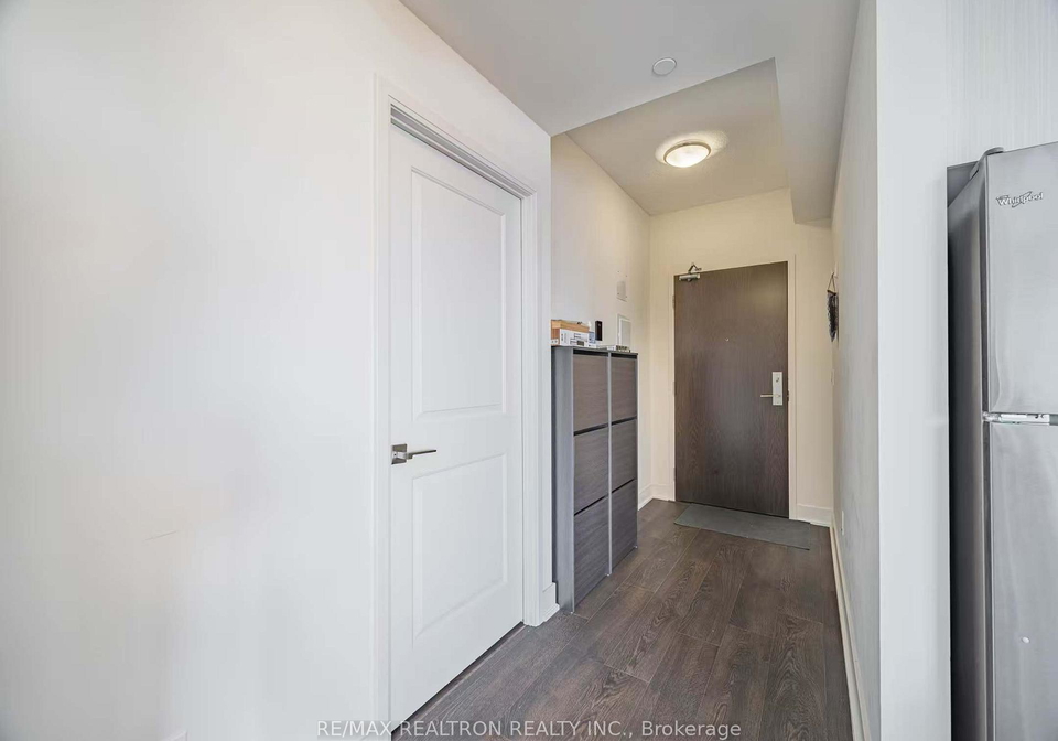 88-sheppard-avenue-e-north-york-ontario-c12377046