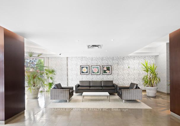 705-king-street-w-toronto-ontario-c12377056