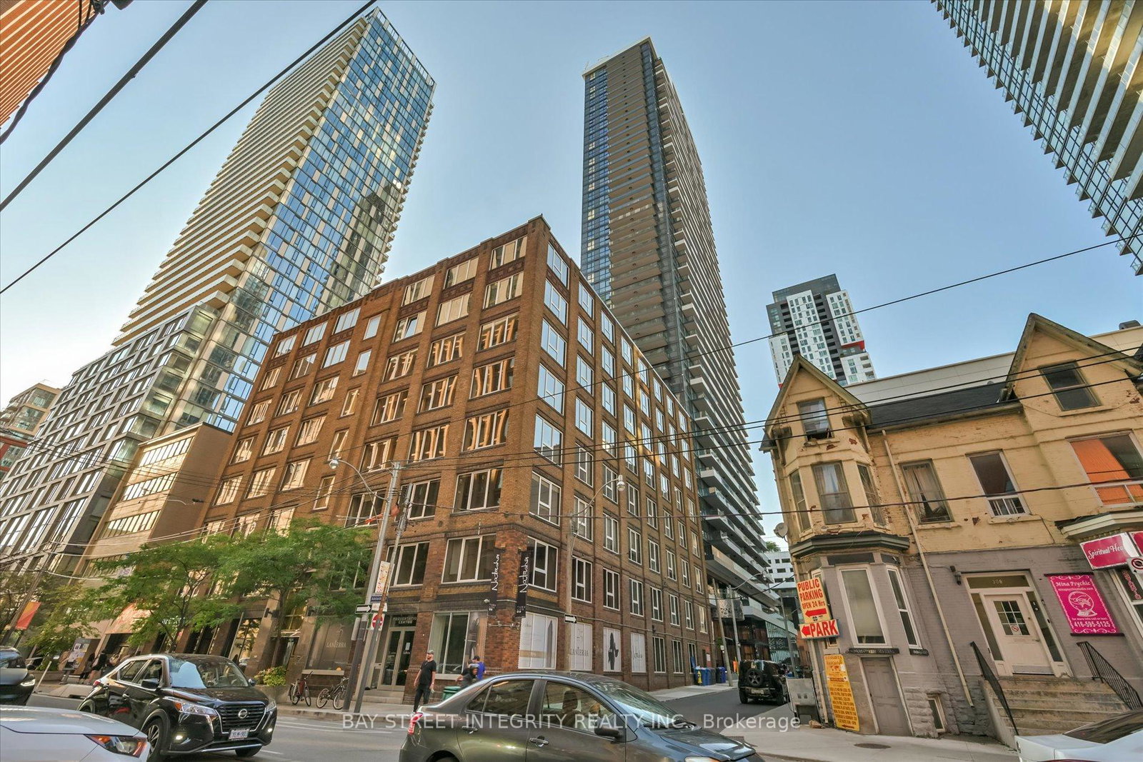 38-widmer-street-toronto-ontario-c12377083