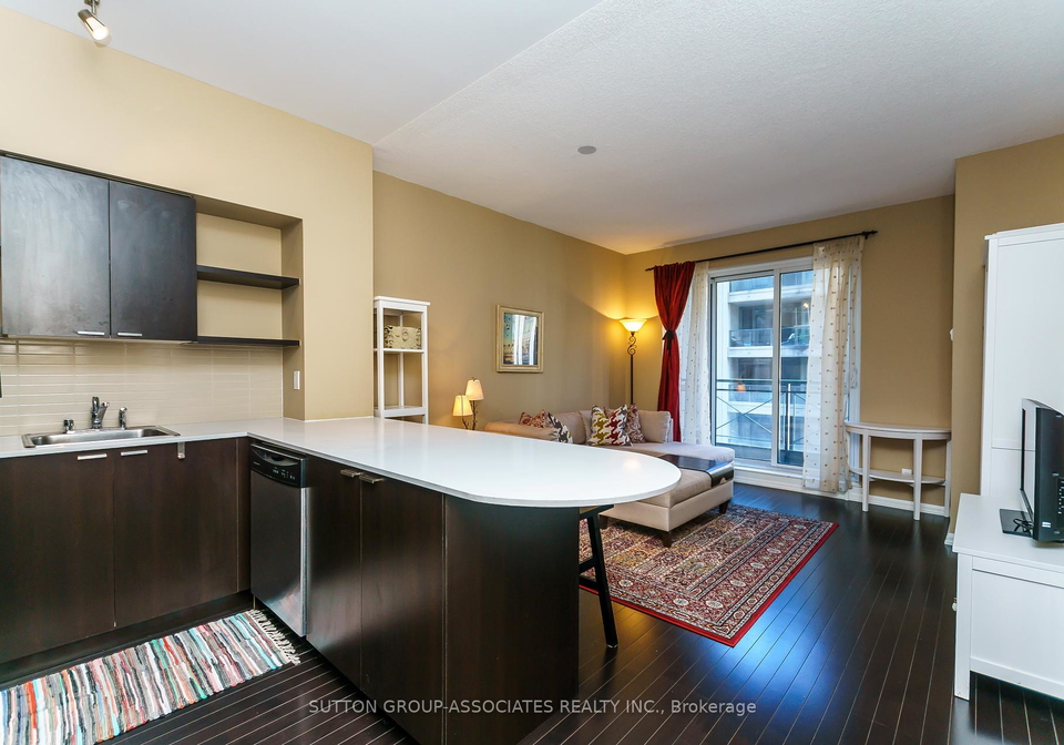 35-hayden-street-e-toronto-ontario-c12377186