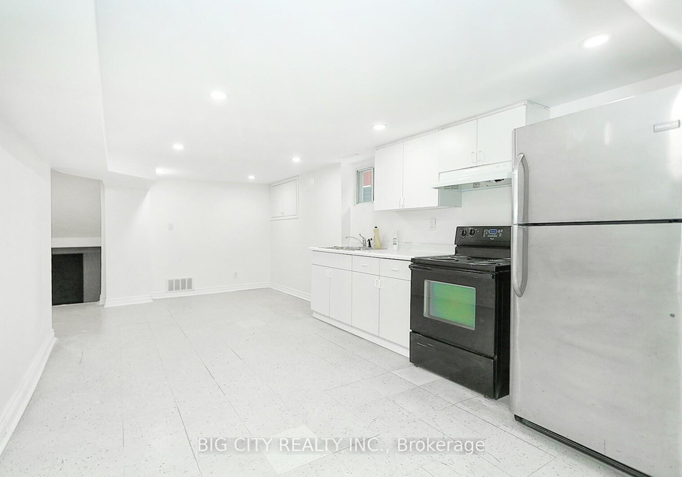 115-apache-trail-north-york-ontario-c12377228