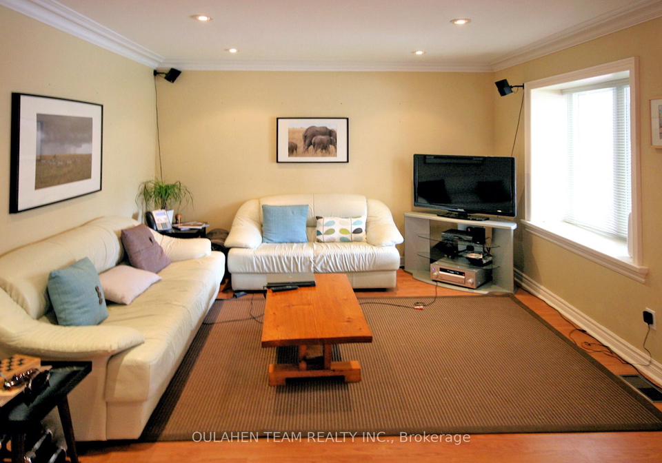 17-bales-avenue-north-york-ontario-c12377275