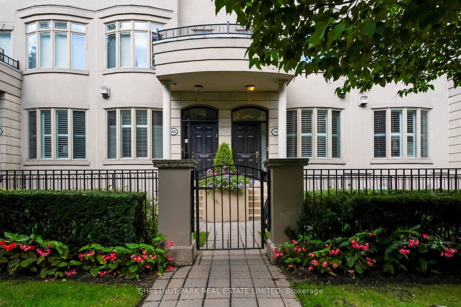 90-pleasant-boulevard-toronto-ontario-c12377655