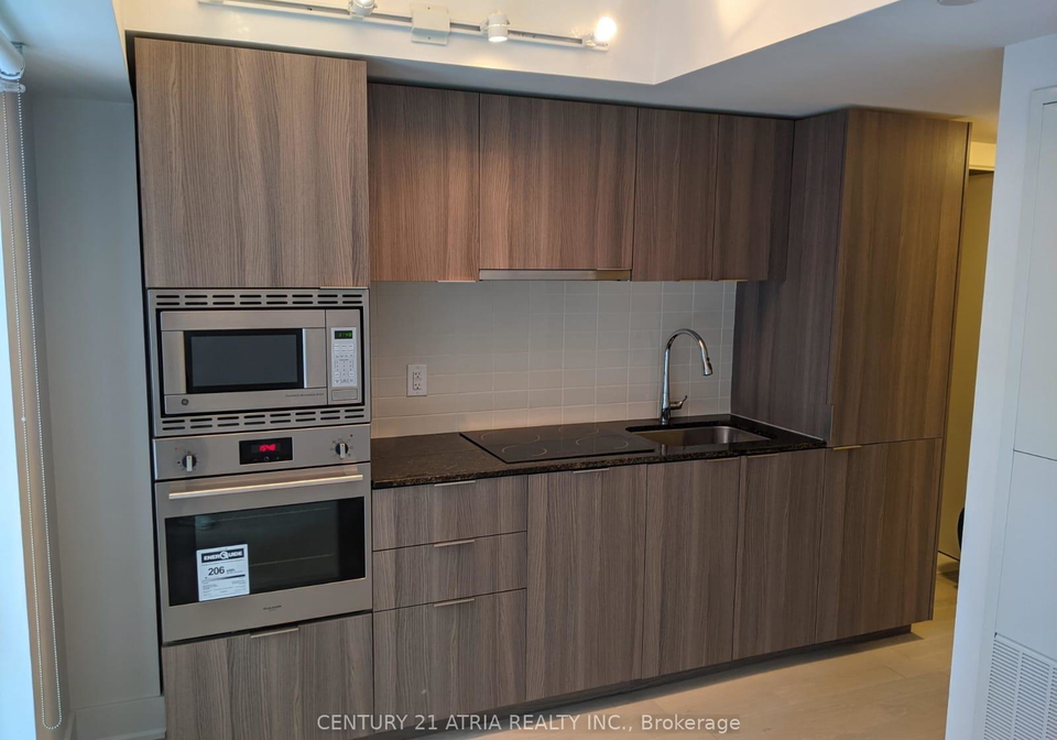 955-bay-street-toronto-ontario-c12377677