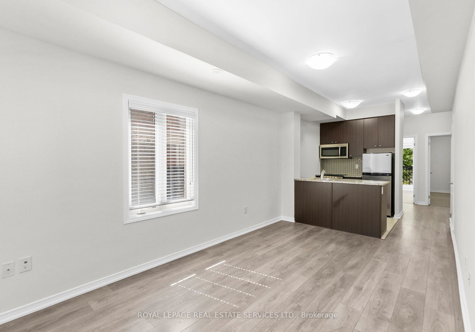 15-coneflower-crescent-toronto-ontario-c12377793