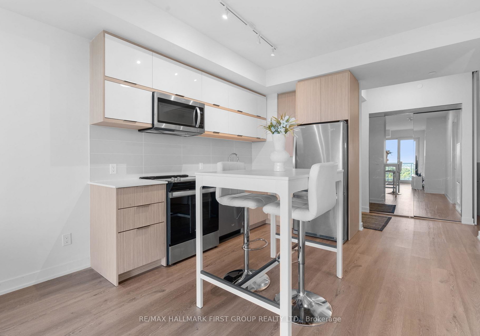 10-deerlick-court-north-york-ontario-c12377953