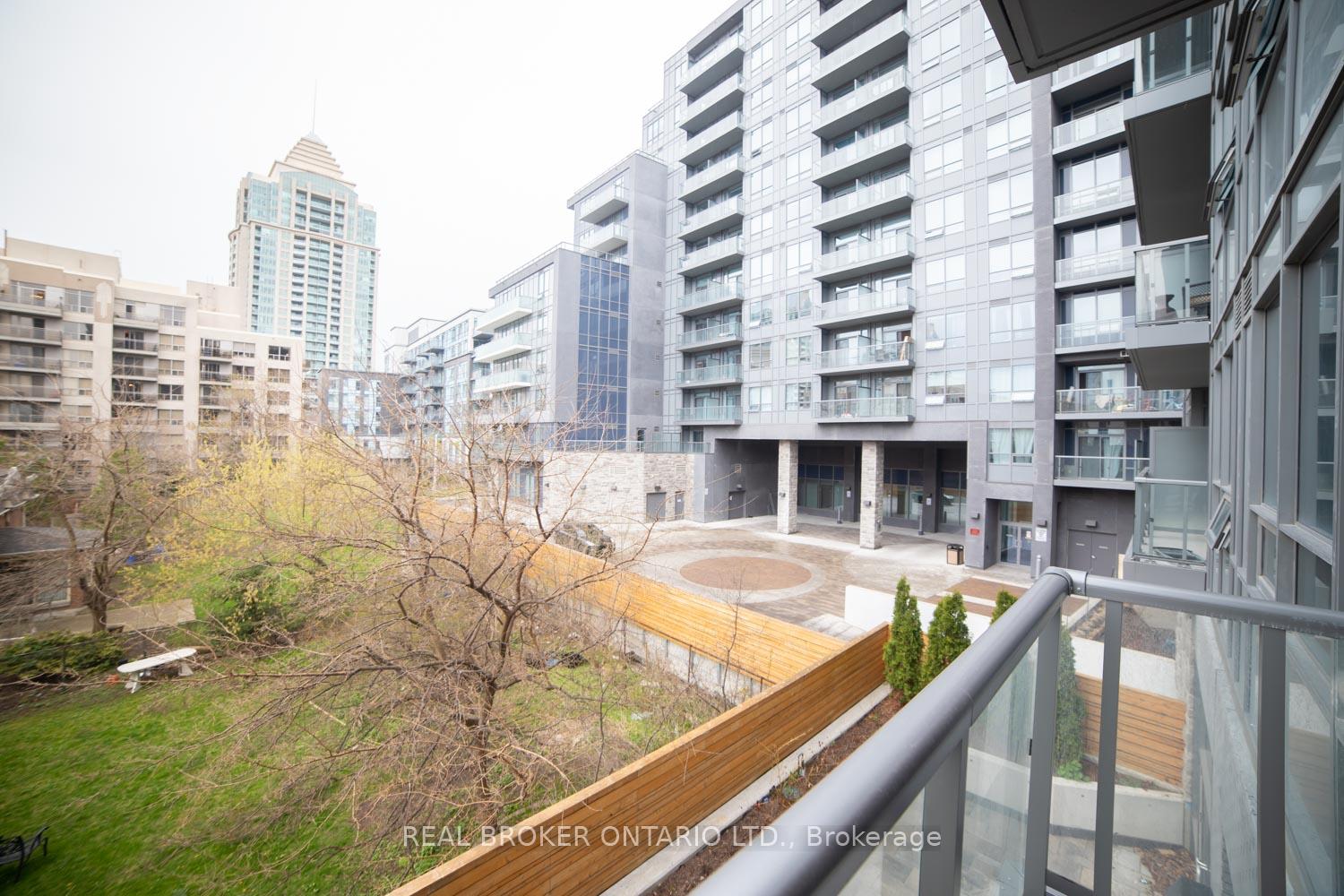 7-kenaston-grdns-north-york-ontario-c12378102