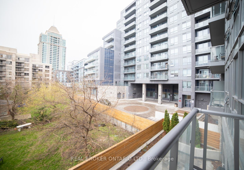 7-kenaston-grdns-north-york-ontario-c12378102