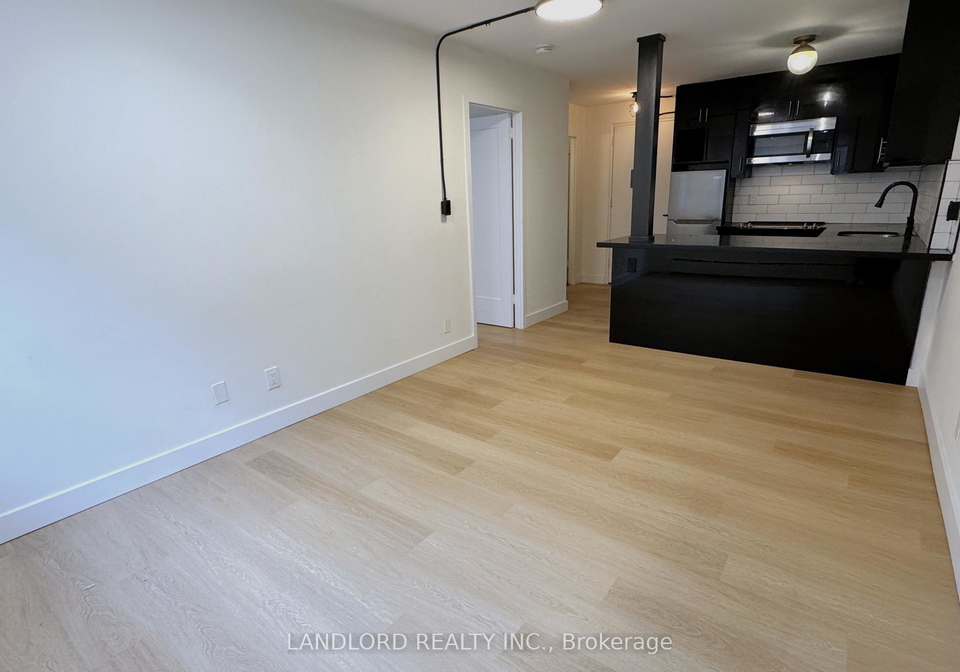 420-eglinton-avenue-e-toronto-ontario-c12378152