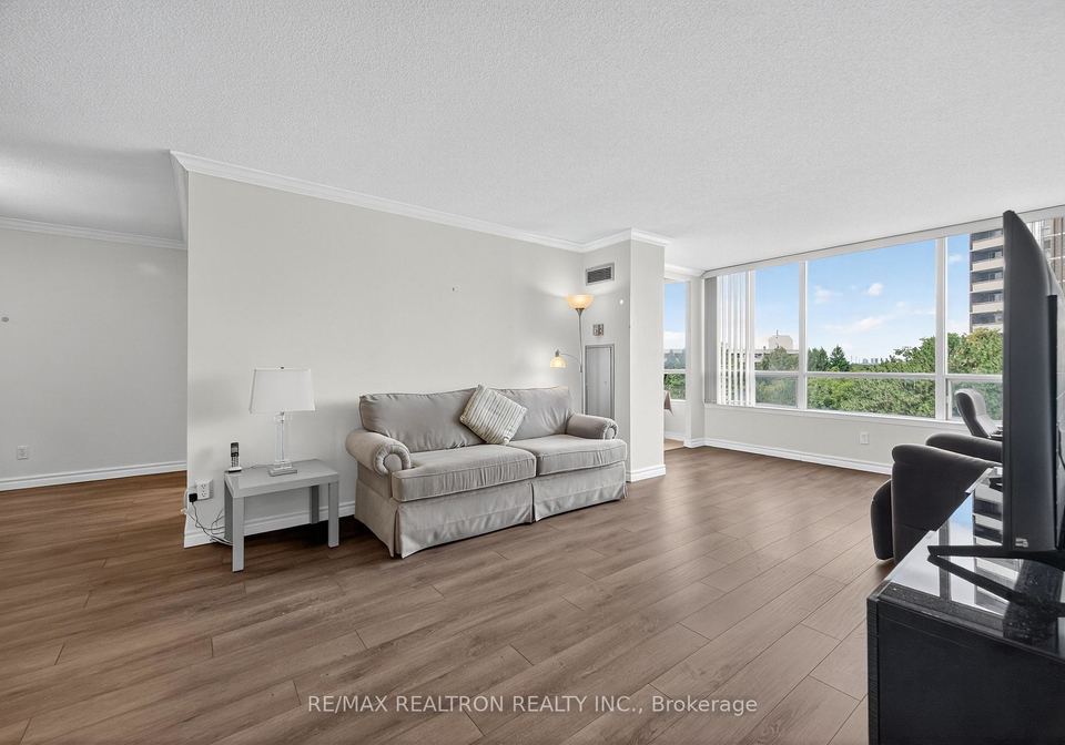 1101-steeles-avenue-w-toronto-ontario-c12378180