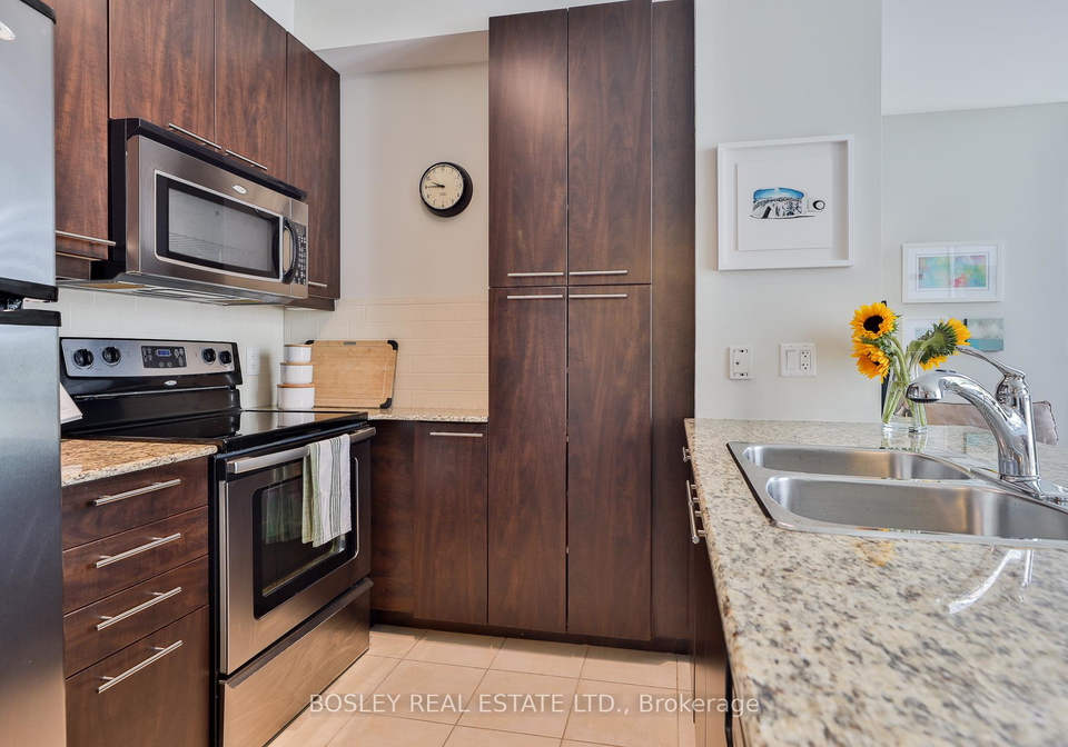 88-broadway-avenue-toronto-ontario-c12378182