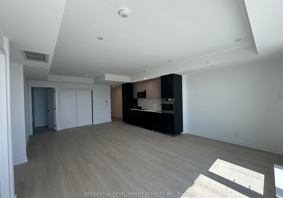 699-sheppard-avenue-e-north-york-ontario-c12378186