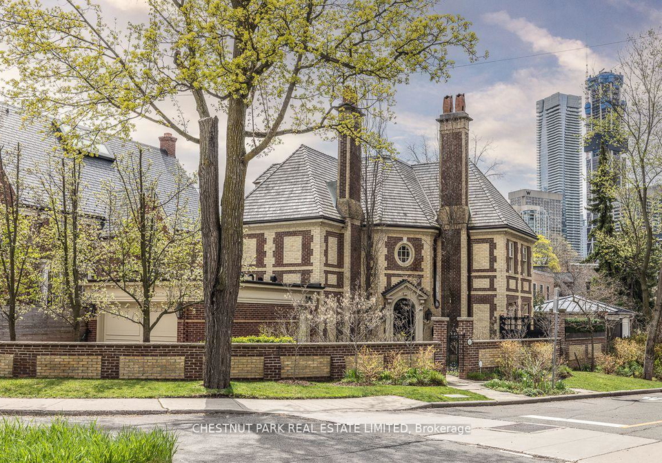 45-south-drive-toronto-ontario-c12378216