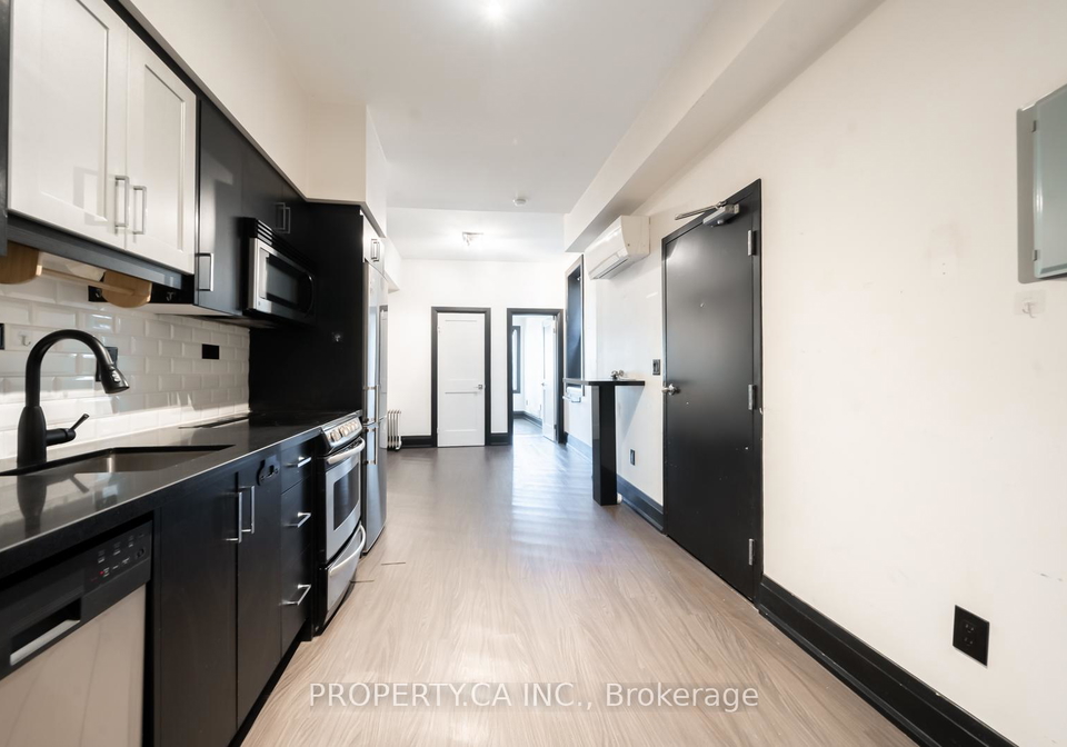 960-queen-street-w-toronto-ontario-c12378380