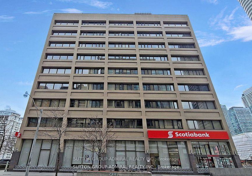 555-yonge-street-toronto-ontario-c12378471