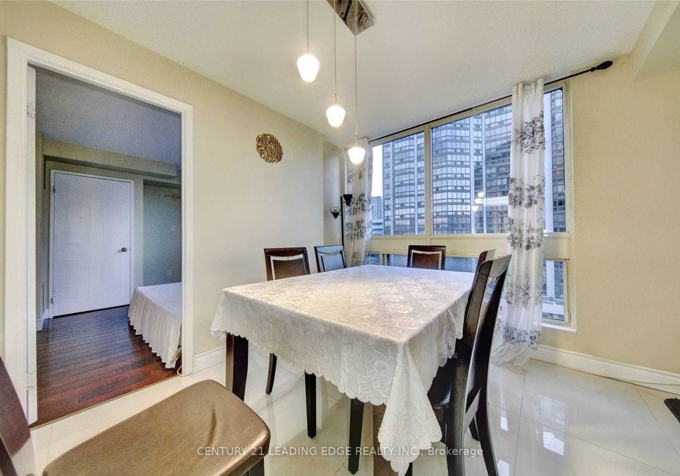 5-kenneth-avenue-north-york-ontario-c12378563