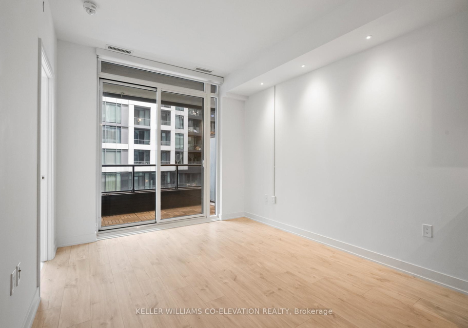 27-bathurst-street-toronto-ontario-c12378573