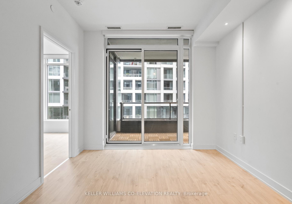 27-bathurst-street-toronto-ontario-c12378573