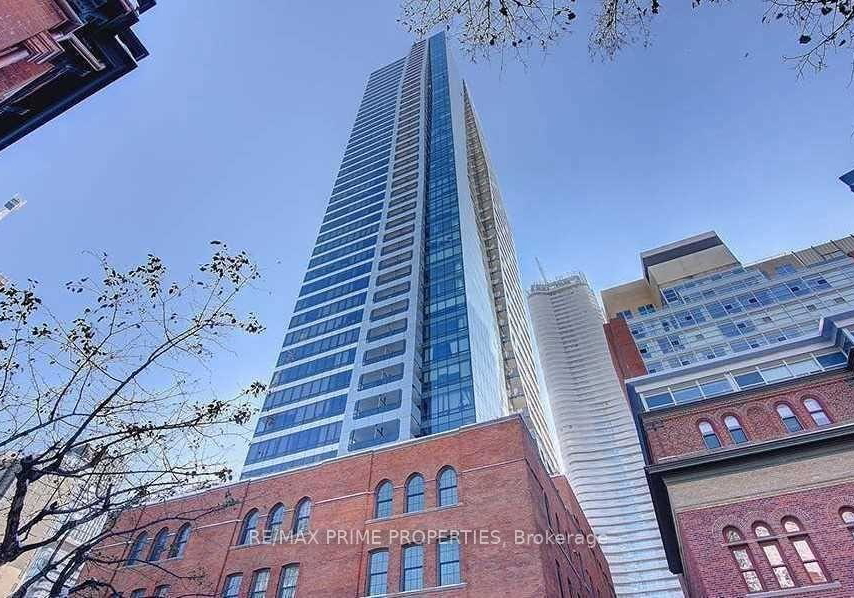 5-st-joseph-street-toronto-ontario-c12378648