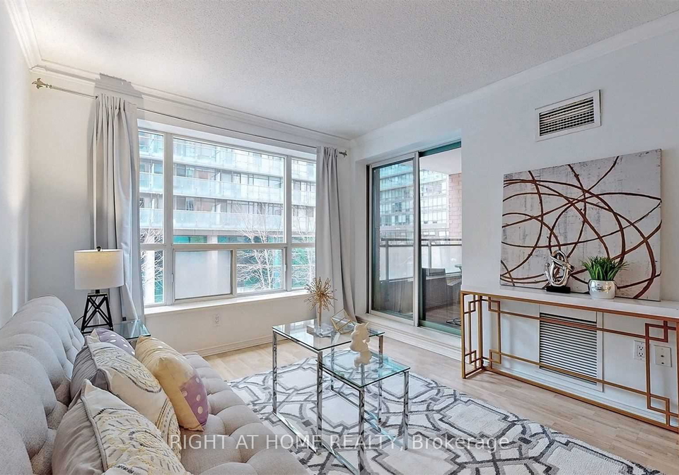 887-bay-street-toronto-ontario-c12379085