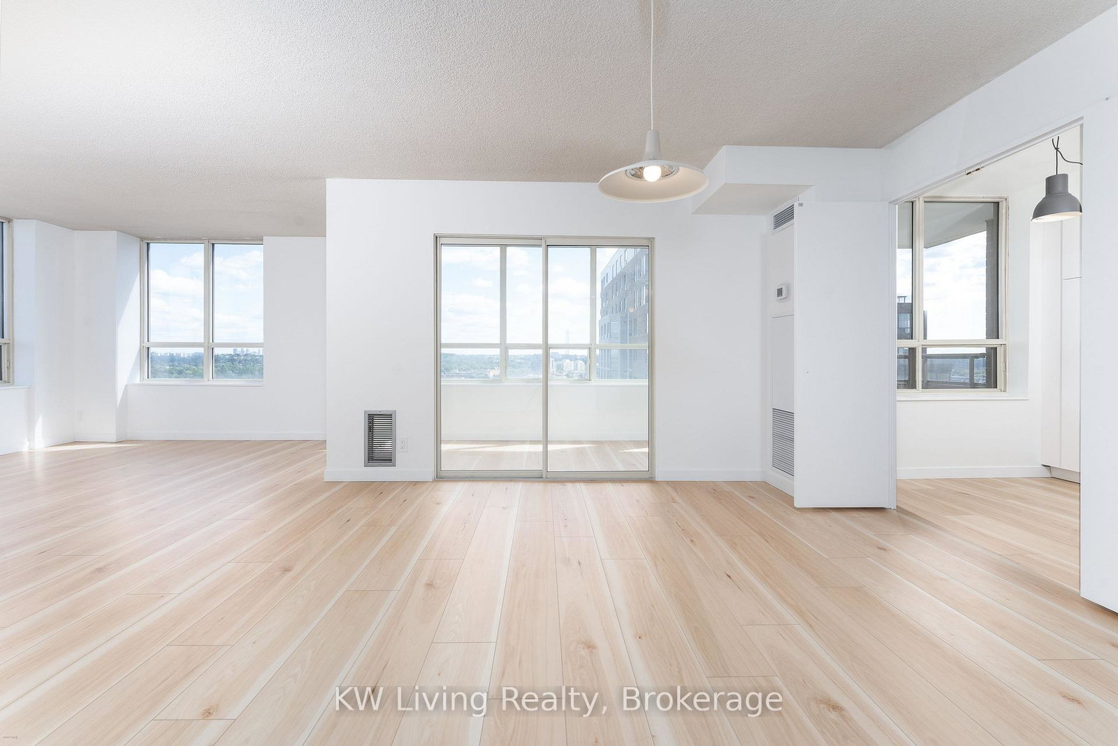205-wynford-drive-east-york-ontario-c12379314