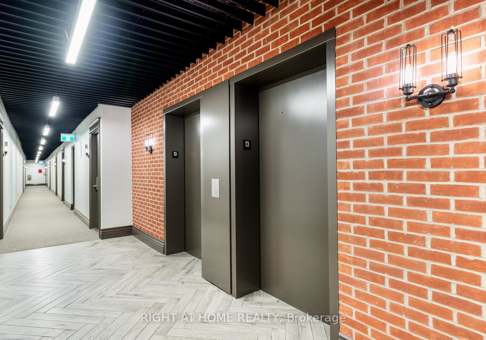608-richmond-st-w-street-toronto-ontario-c12379372