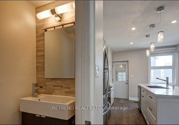 892-palmerston-avenue-toronto-ontario-c12379648