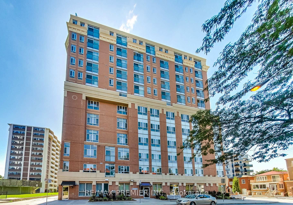 15-maplewood-avenue-toronto-ontario-c12379716
