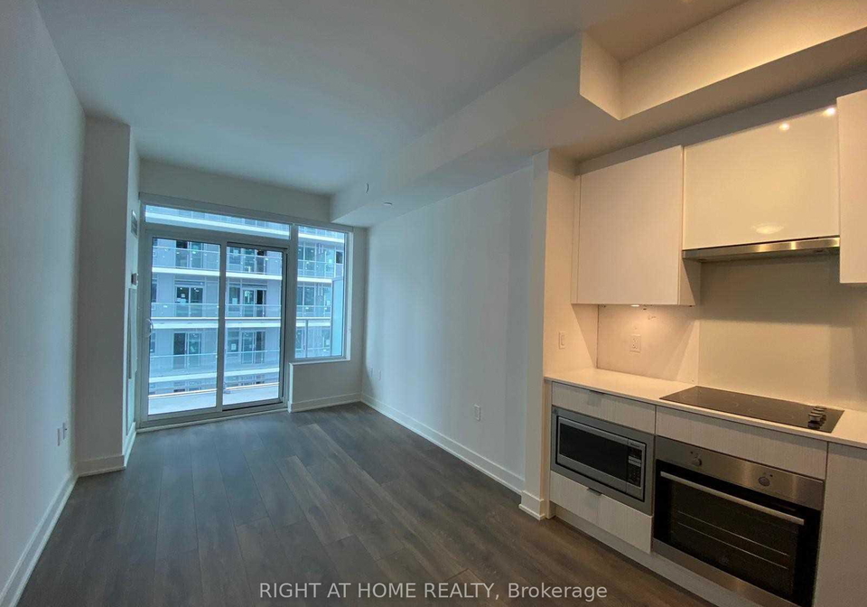 99-broadway-avenue-toronto-ontario-c12379822