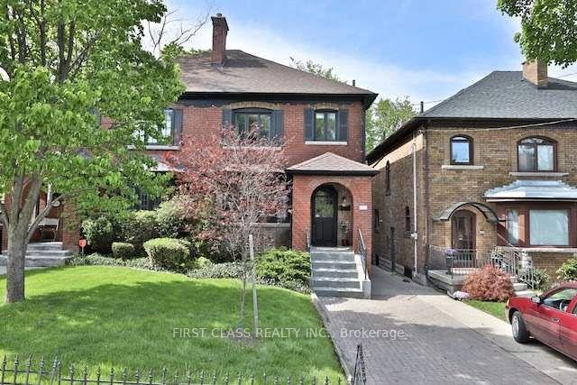 262-castlefield-avenue-toronto-ontario-c12380049