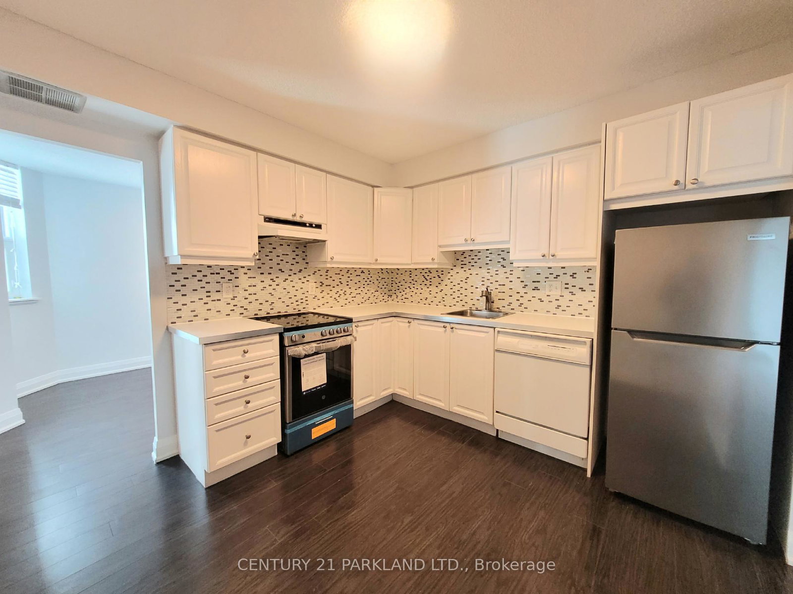 1900-sheppard-avenue-e-north-york-ontario-c12380058