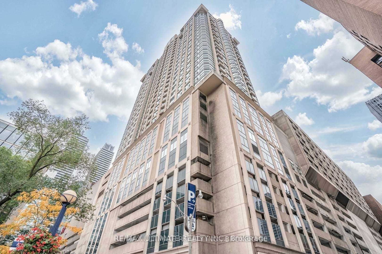 8-park-road-toronto-ontario-c12380097