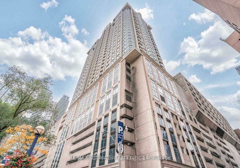 8-park-road-toronto-ontario-c12380097